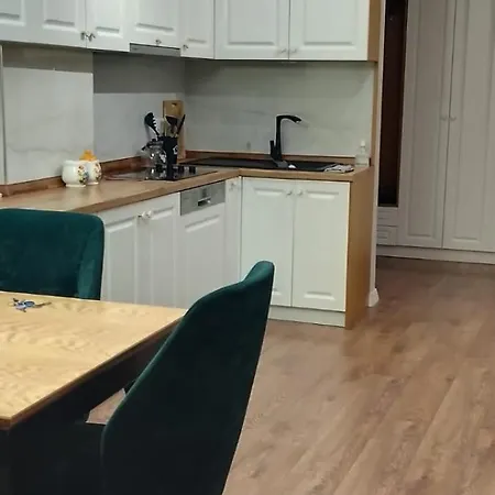 Family Apartment *